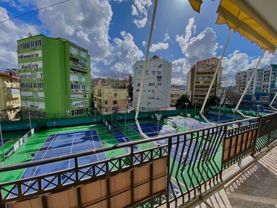 Coral Apartment - City Center Тирана Екстер'єр фото